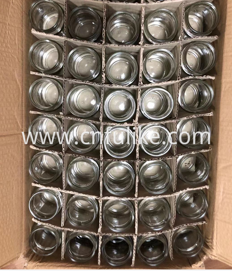 Glass Jar Packing Picture